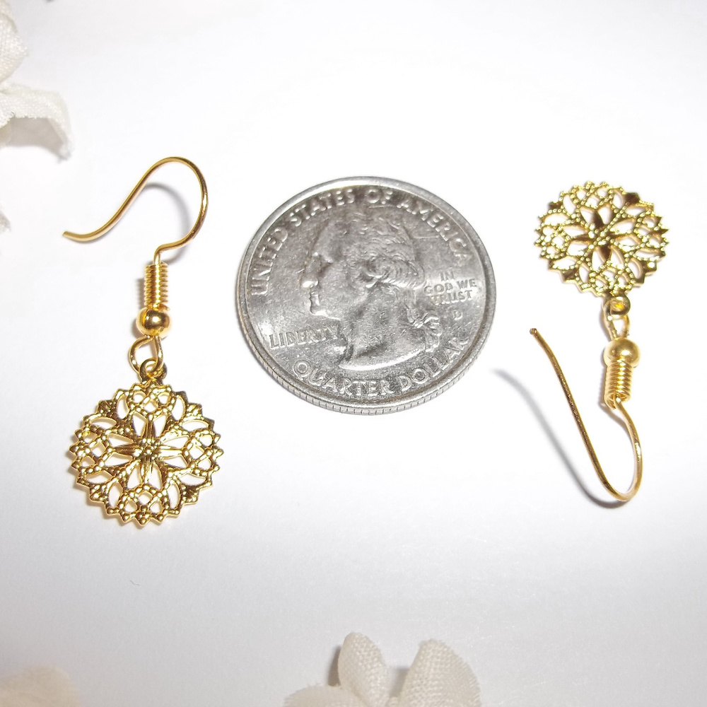 Gold Filigree Circle Charm Earrings Small Set Minimalist Style Jewelry Gift 4311 - Picture 3 of 10